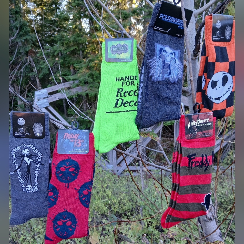 Horror SOCKS Lot Of 6  spooky Unisex Size 6-10 Scary Movie Goth Halloween
